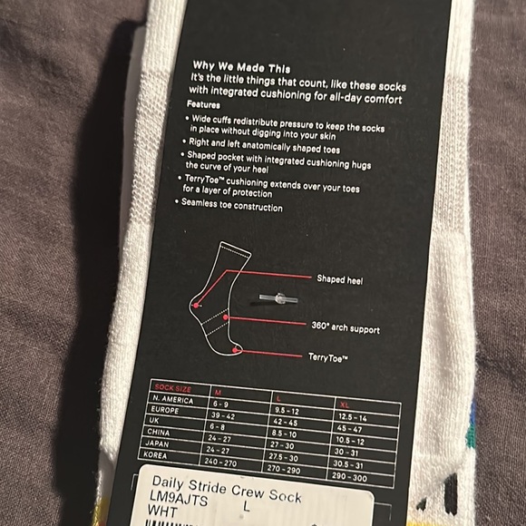 Lululemon Men's Daily Stride Crew Socks Stripe- white - Picture 5 of 5